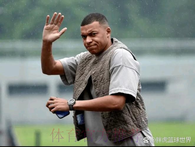 罗马诺:姆巴佩签约费1亿欧 皇马将分5个赛季支付 罗马诺:姆巴佩签约费1亿欧 皇马将分5个赛季支付